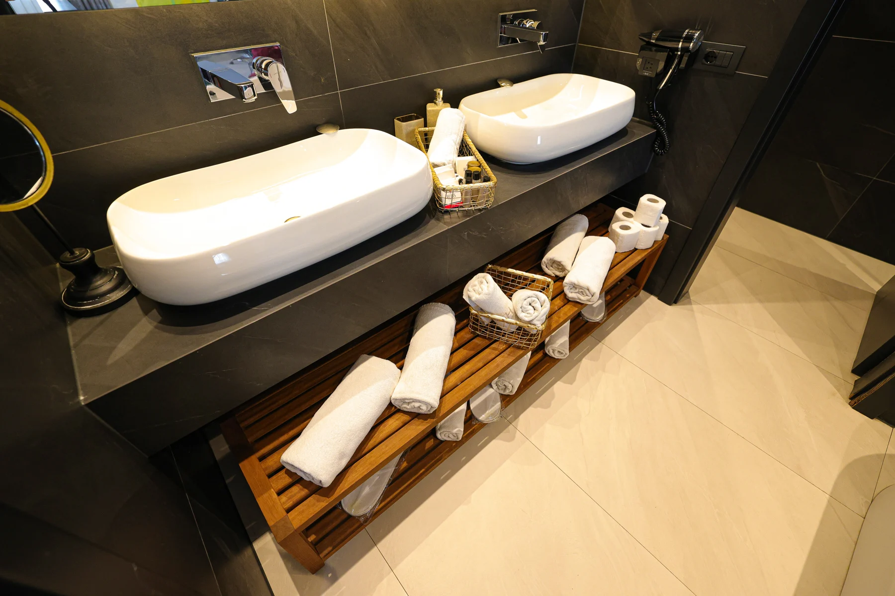 deluxe spa suite — Detaj i hapësirës